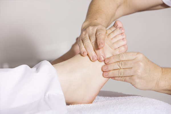 Exploring the Potential Benefits of Reflexology: A Comprehensive Guide